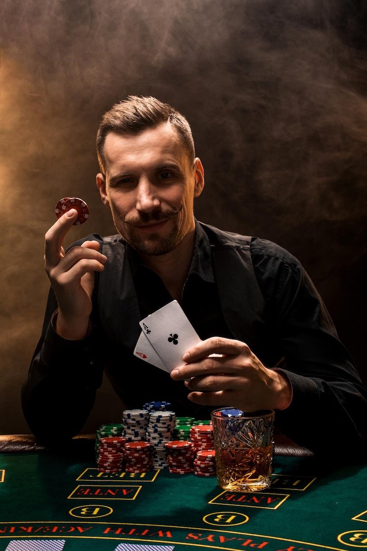 Buffalo King slot game reels and payline display on luxury777 apk